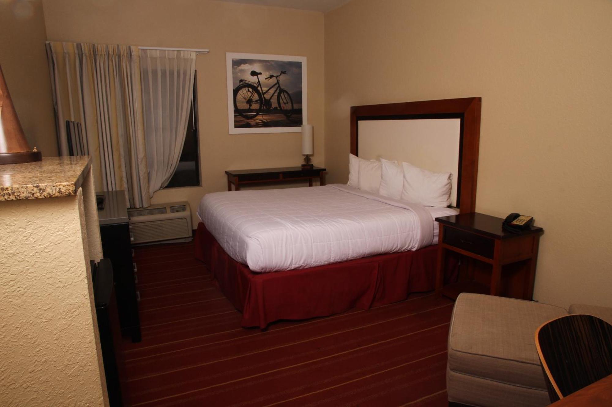 Days Inn By Wyndham Semmes Mobile Extérieur photo