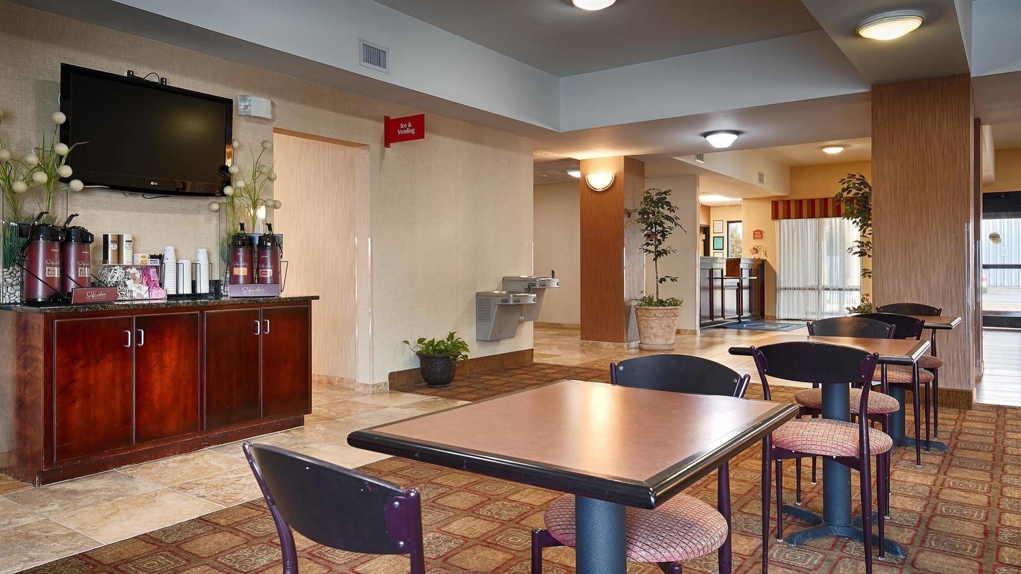 Days Inn By Wyndham Semmes Mobile Extérieur photo
